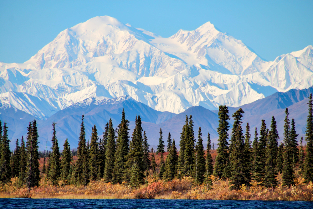 Denali-is-the-highest-mountain-peak-in-North-America-located-in-Alaska