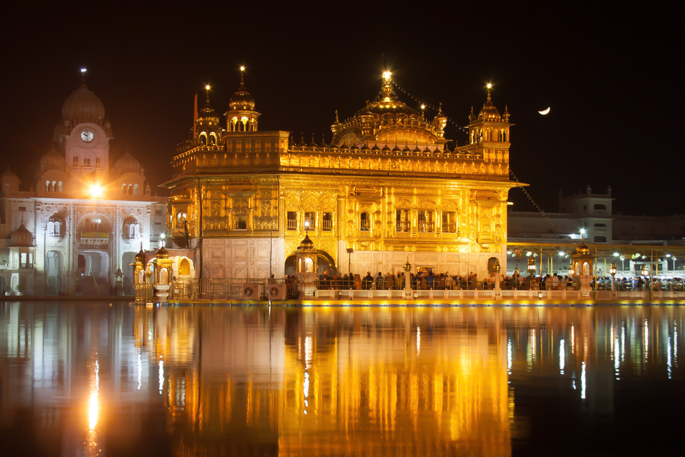 Golden-Temple-in-Amritsar-Punjab