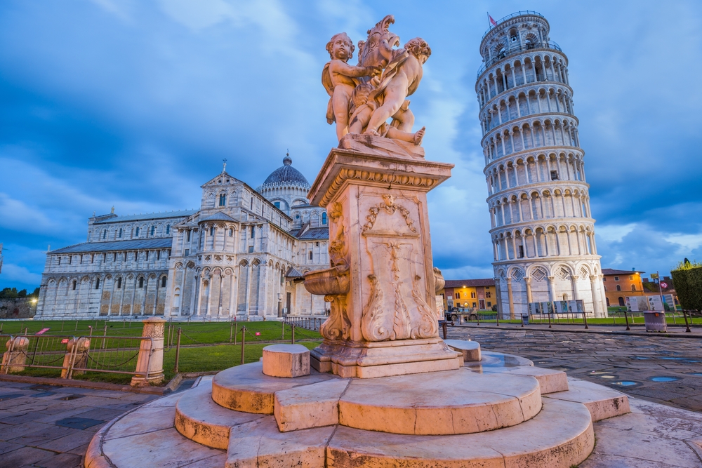 Leaning-Tower-of-Pisa-Italy
