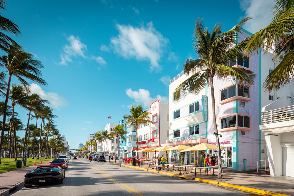 Miami-Beach-Ocean-Drive-FL-USA